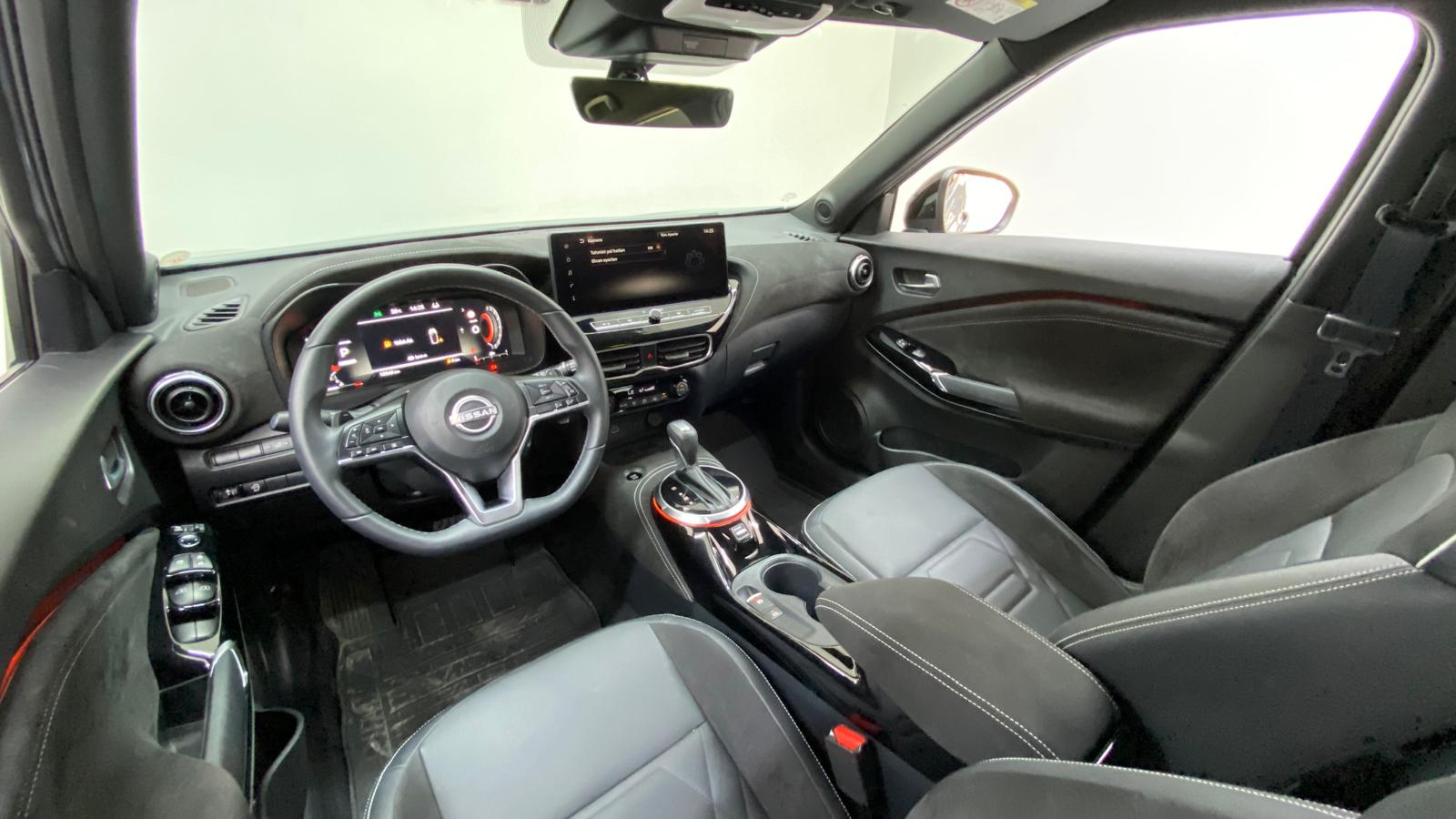NISSAN JUKE 24